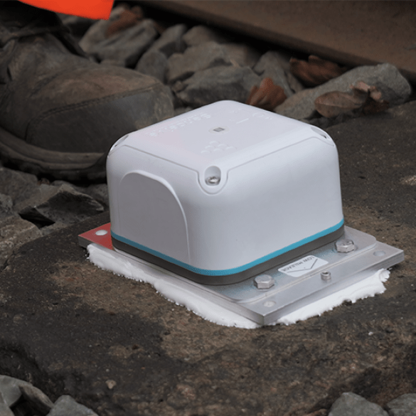 GeoWAN 2.0 tilt sensor on trackbed